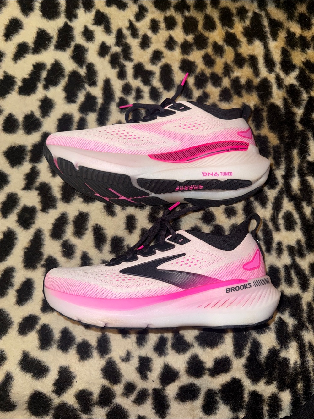 Brooks Women’s Glycerin GTS 23 Running Shoe